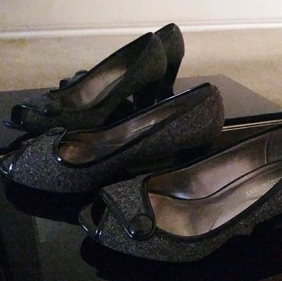 Naturalizer Tweed 7M Peep Toe Heels - Picture 2 of 8